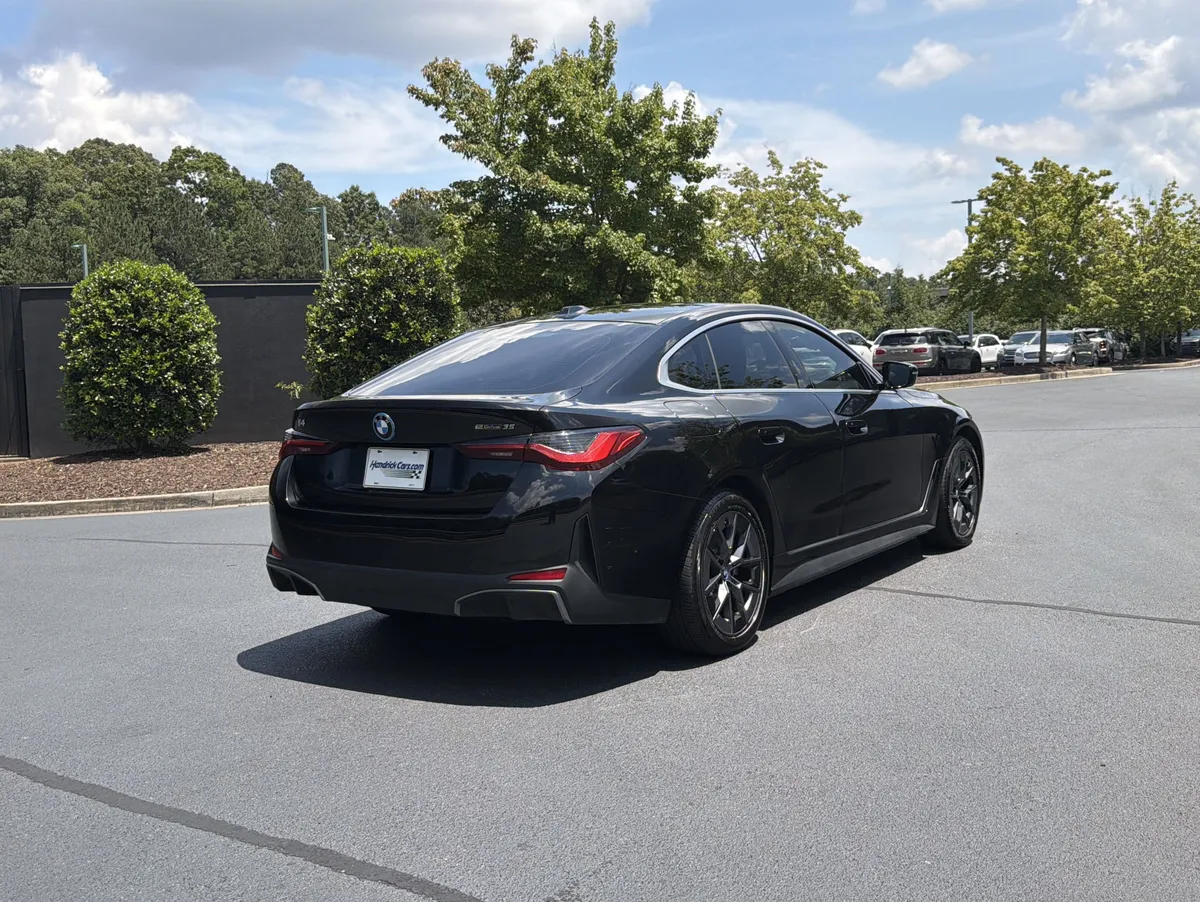2023 BMW i4 eDrive35 Gran Coupe thumbnail 2