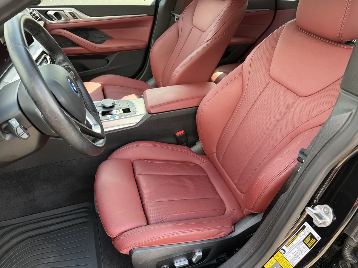 2023 BMW i4 eDrive35 thumbnail 18