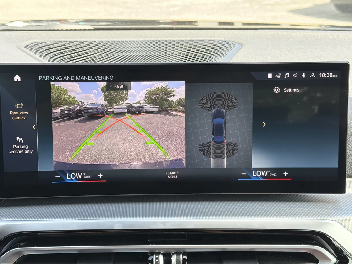 2023 BMW i4 eDrive35 thumbnail 5