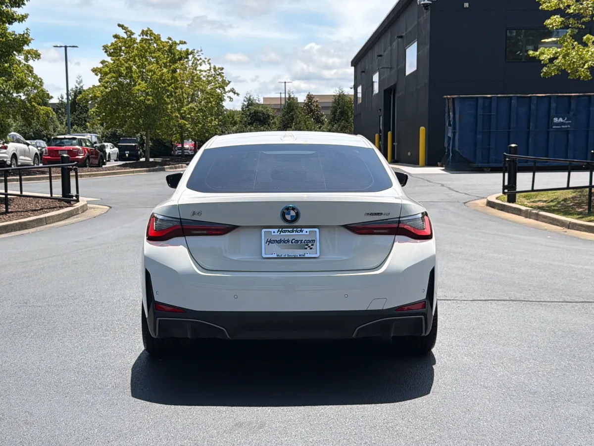 2023 BMW i4 eDrive40 Gran Coupe thumbnail 16