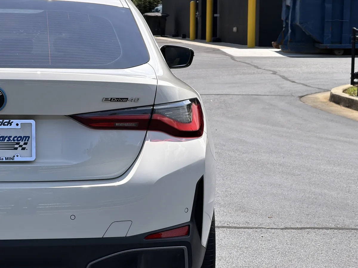 2023 BMW i4 eDrive40 Gran Coupe thumbnail 23