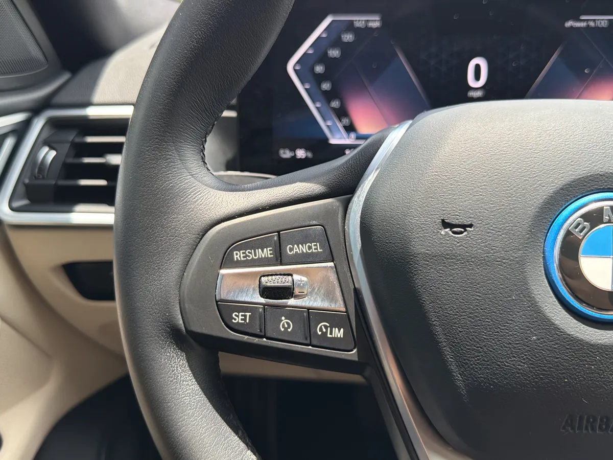 2023 BMW i4 eDrive40 Gran Coupe thumbnail 31