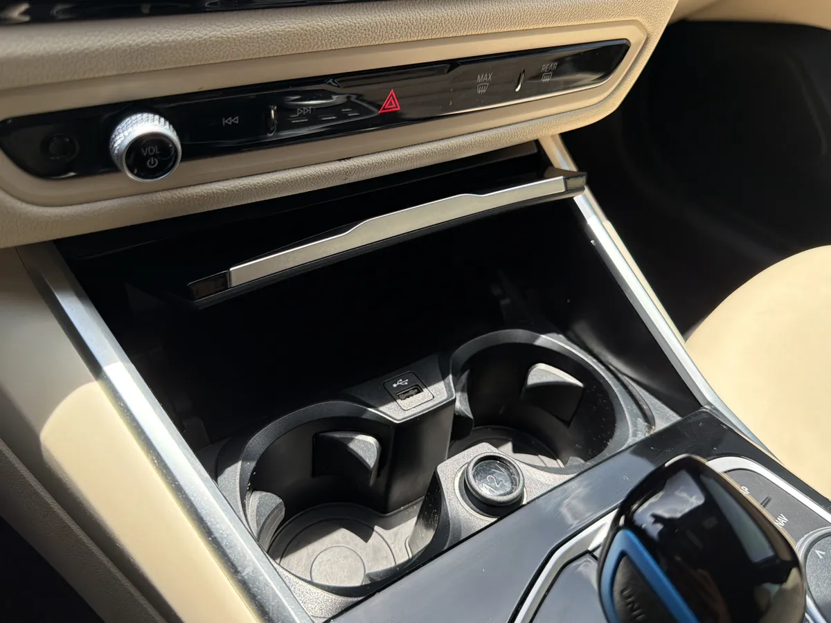 2023 BMW i4 eDrive40 Gran Coupe thumbnail 37