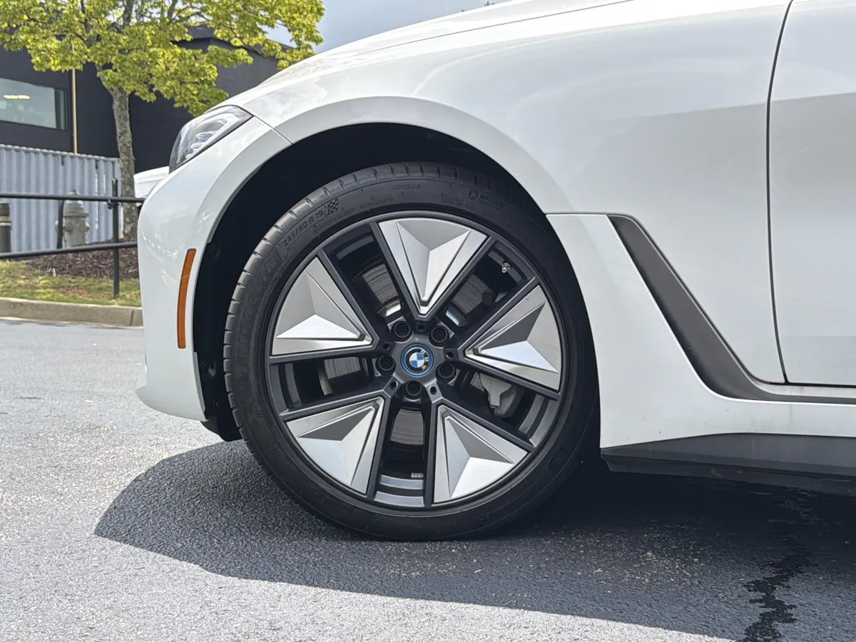 2023 BMW i4 eDrive40 Gran Coupe thumbnail 10