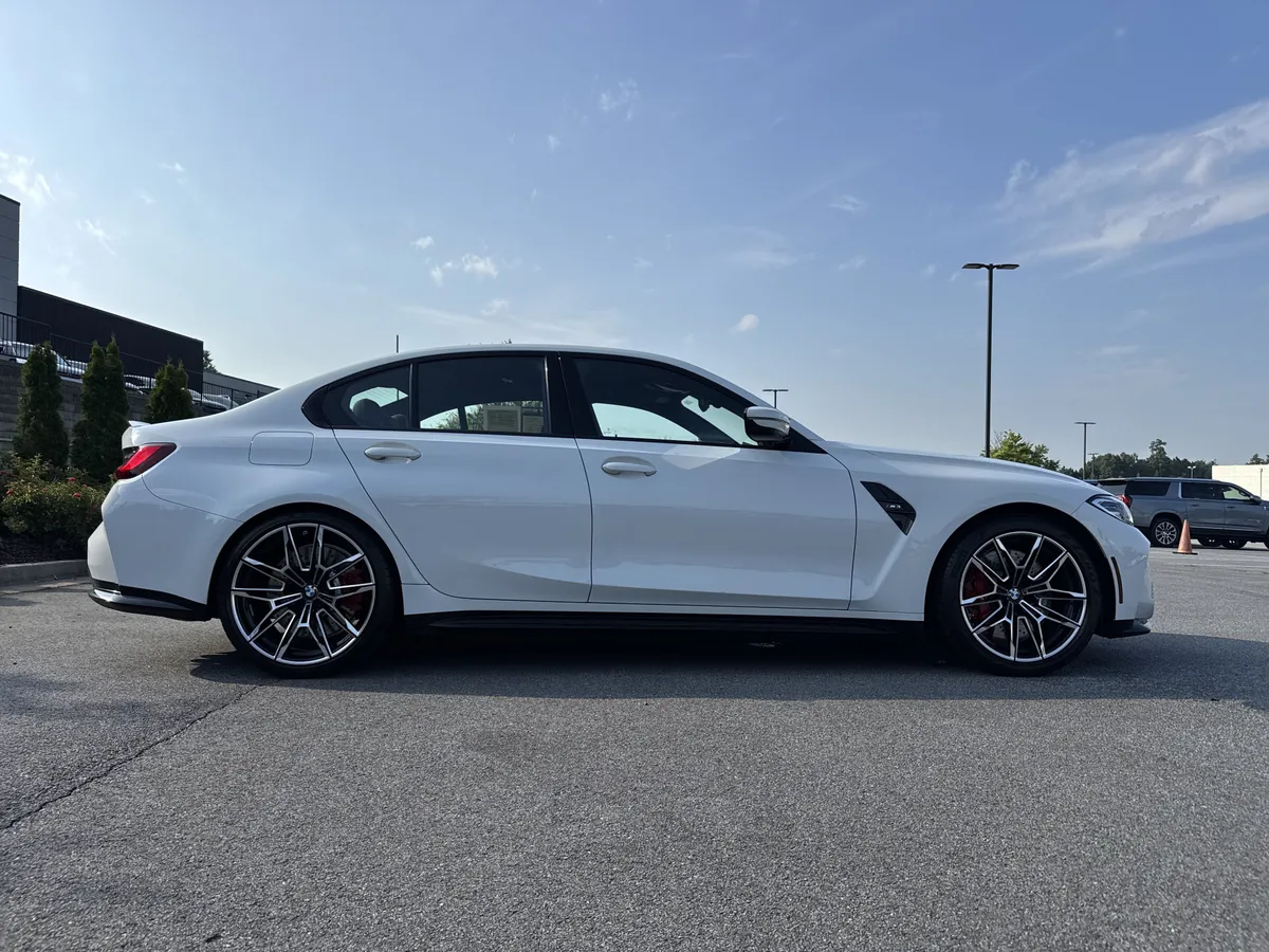 2023 BMW M3 thumbnail 10