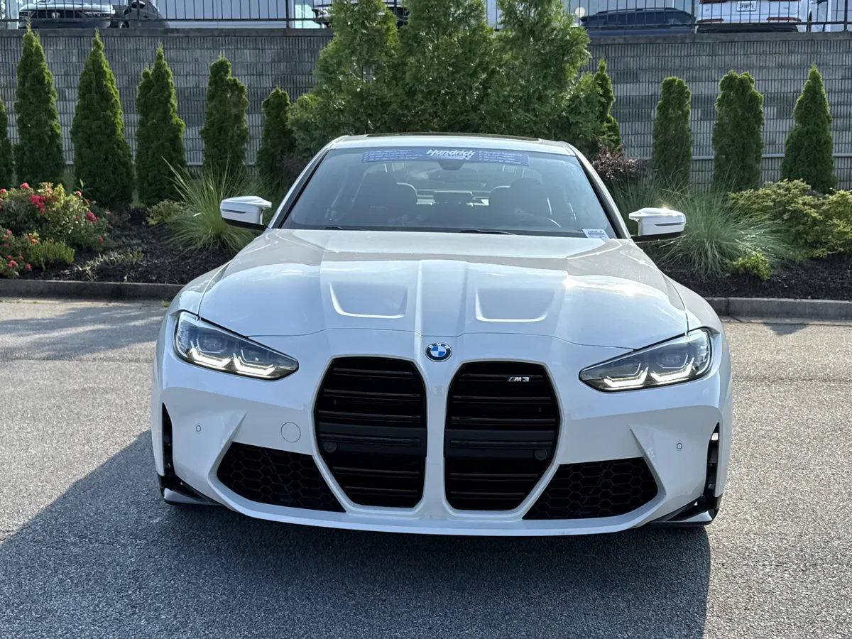 2023 BMW M3 thumbnail 2