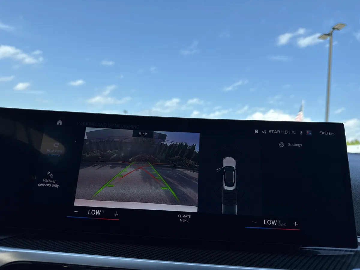 2023 BMW M3 thumbnail 25