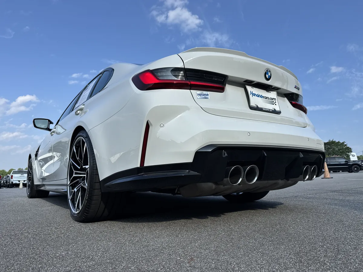 2023 BMW M3 thumbnail 7