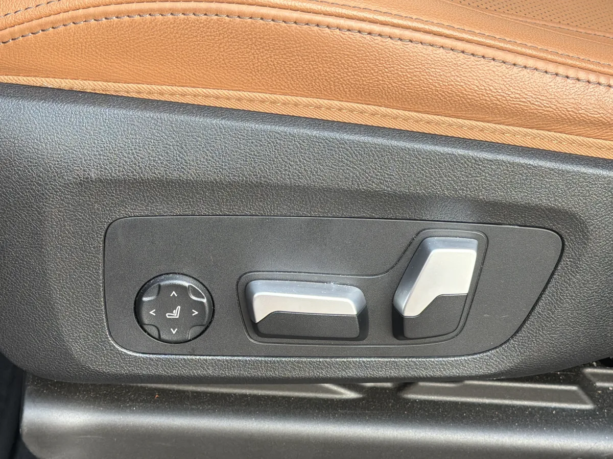 2023 BMW X3 sDrive30i thumbnail 18