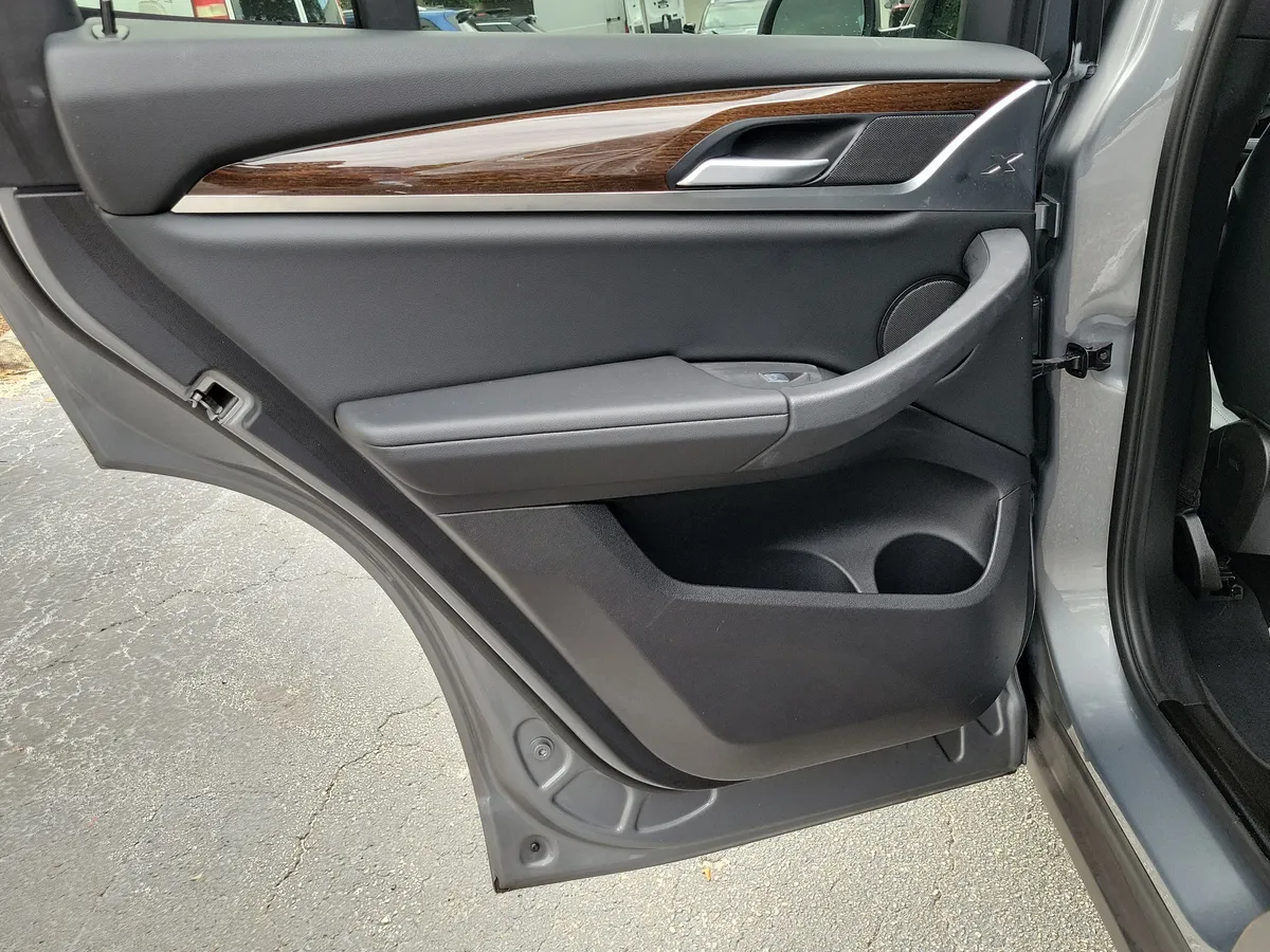 2023 BMW X3 sDrive30i thumbnail 12