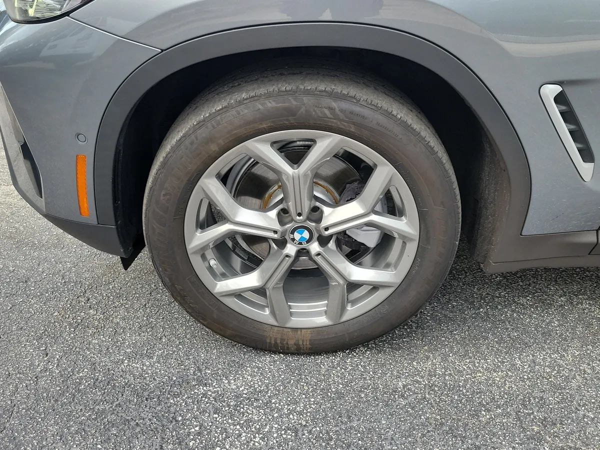 2023 BMW X3 sDrive30i thumbnail 4