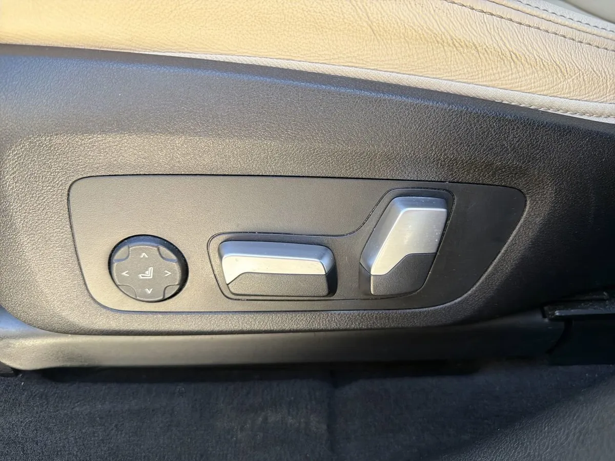 2023 BMW X3 xDrive30i thumbnail 15
