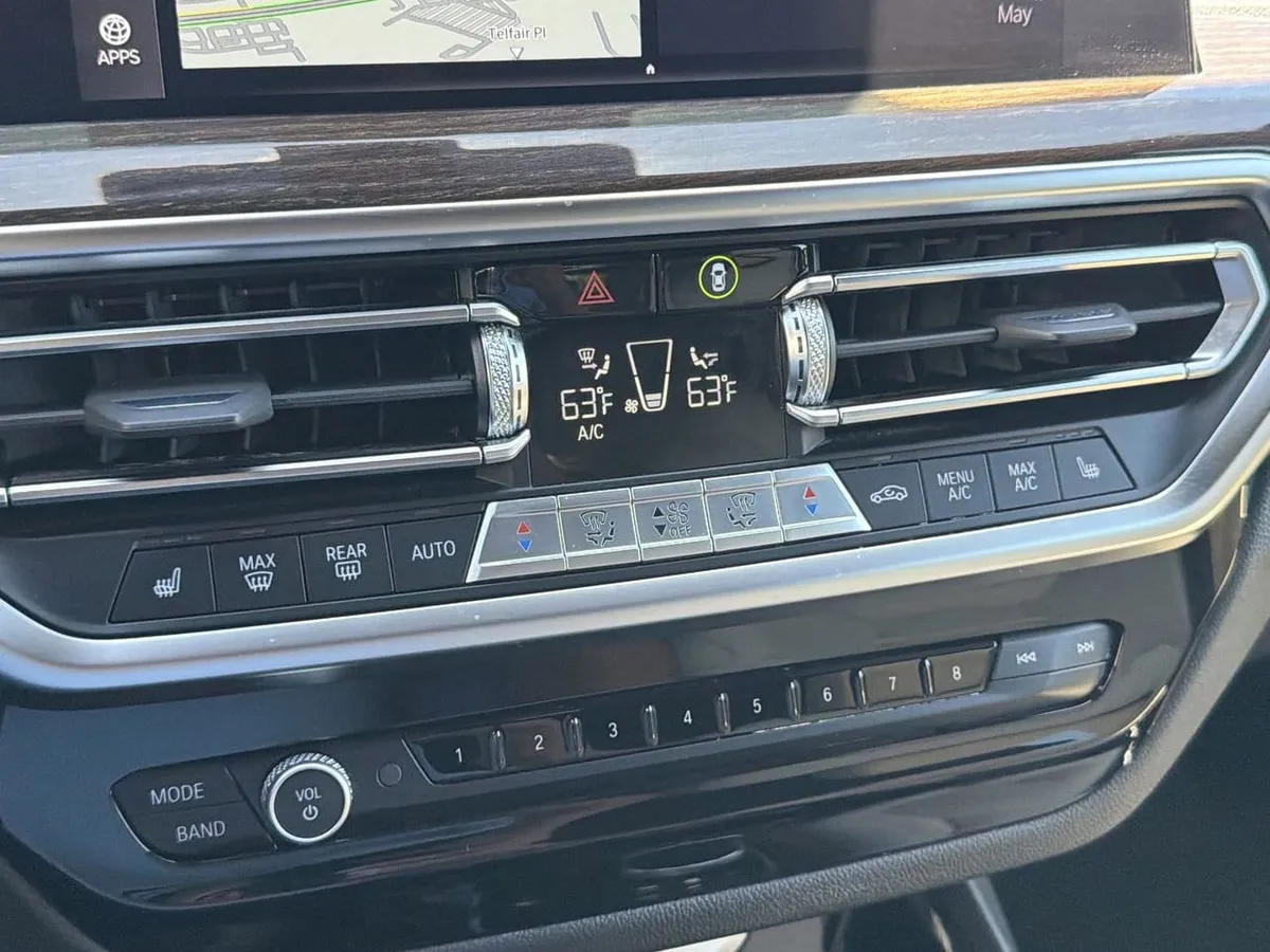 2023 BMW X3 xDrive30i thumbnail 24