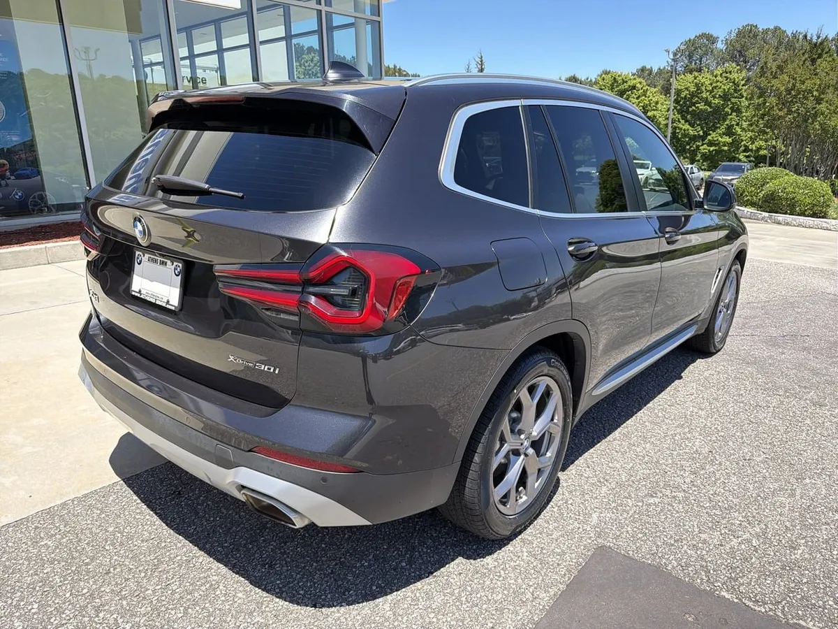 2023 BMW X3 xDrive30i thumbnail 3