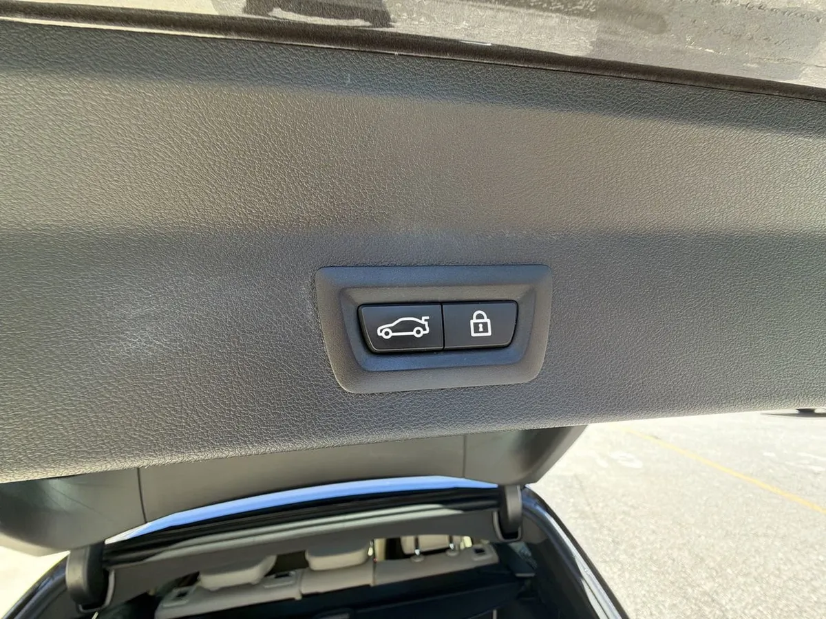 2023 BMW X3 xDrive30i thumbnail 31
