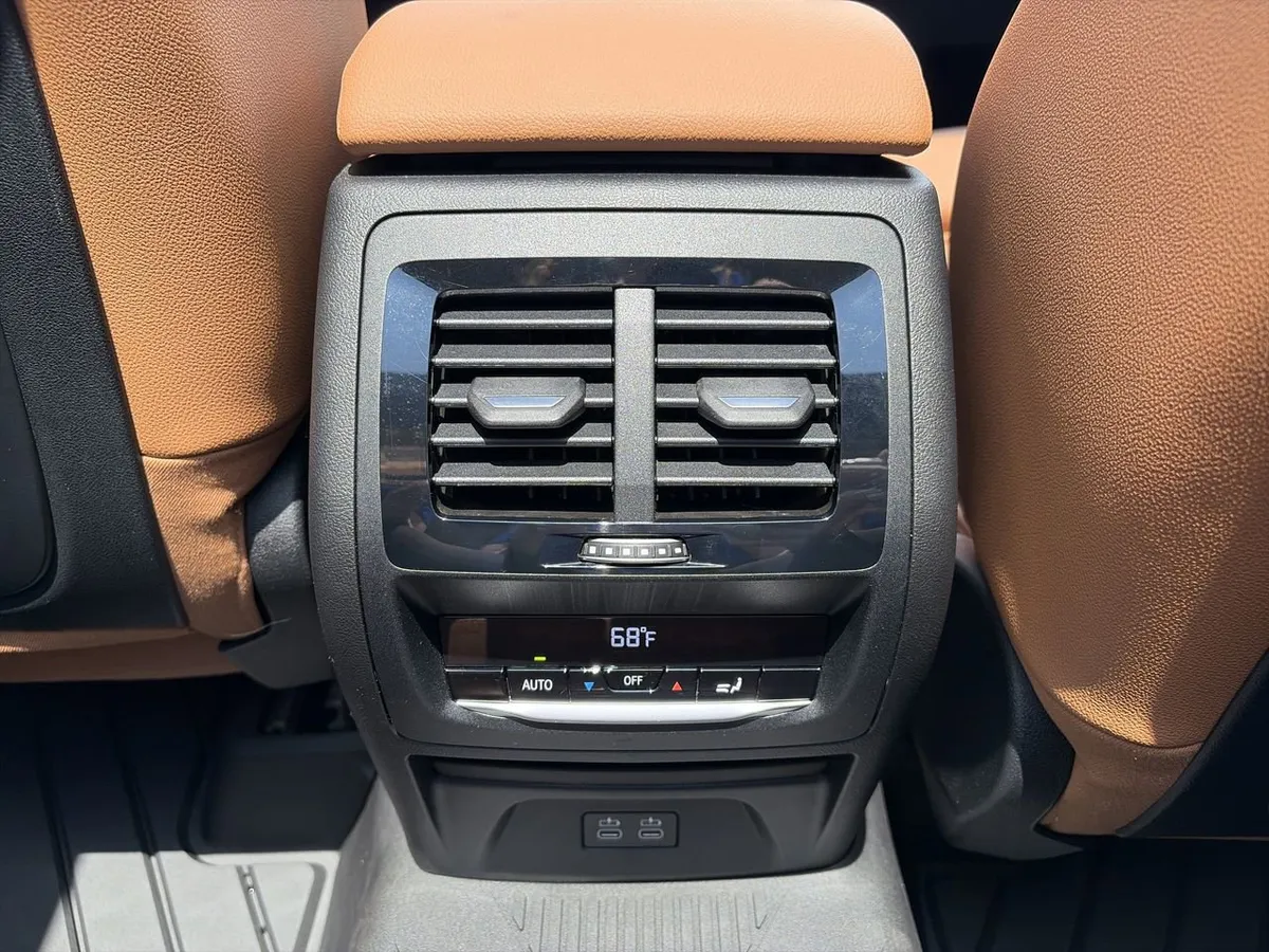 2023 BMW X3 xDrive30i thumbnail 27