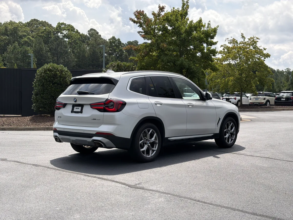 2023 BMW X3 xDrive30i thumbnail 2