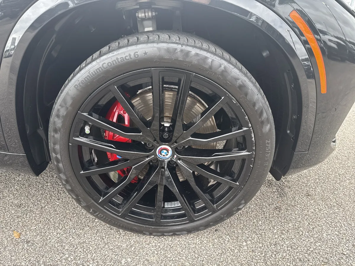 2023 BMW X5 M50i thumbnail 14