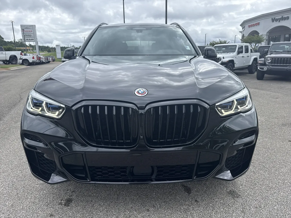 2023 BMW X5 M50i thumbnail 2