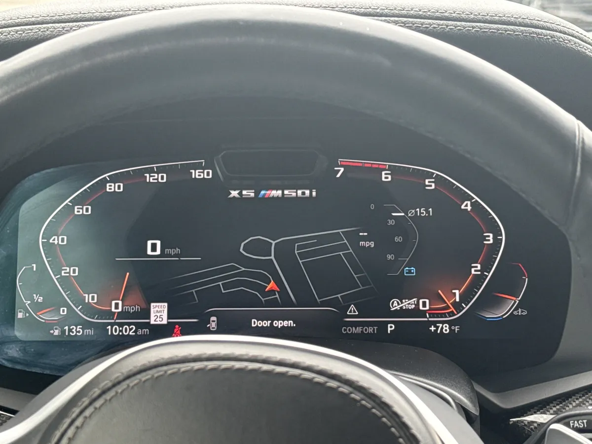 2023 BMW X5 M50i thumbnail 30