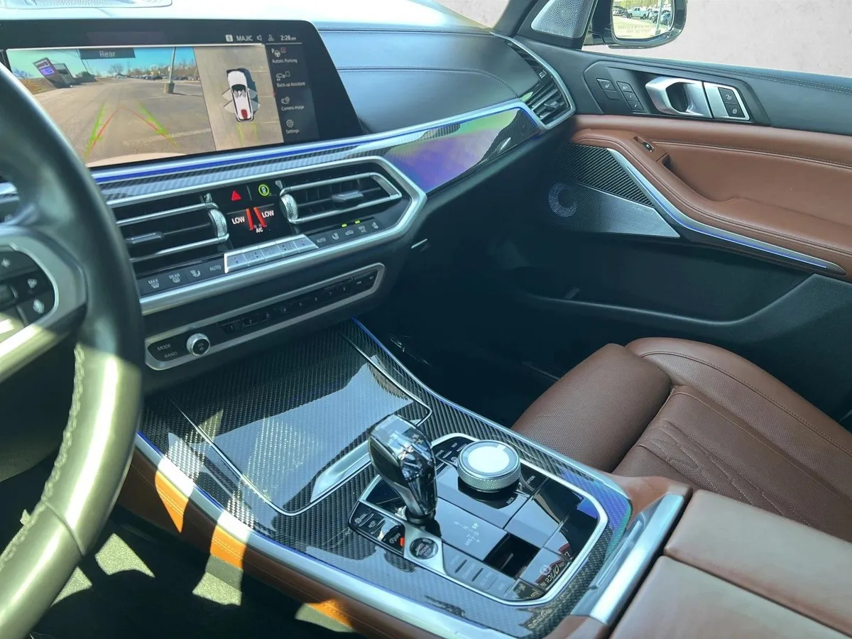 2023 BMW X5 M50i thumbnail 15