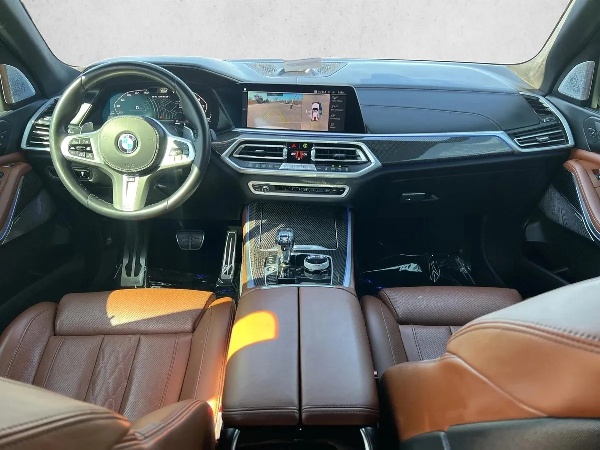 2023 BMW X5 M50i thumbnail 18