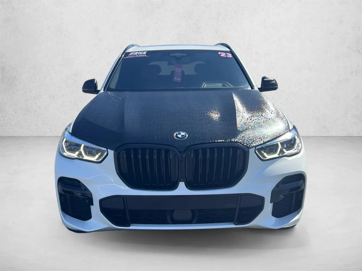 2023 BMW X5 M50i thumbnail 2