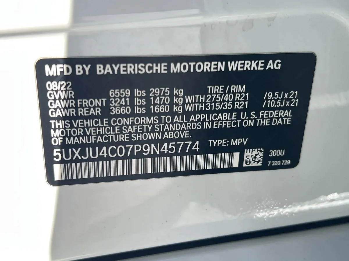 2023 BMW X5 M50i thumbnail 24