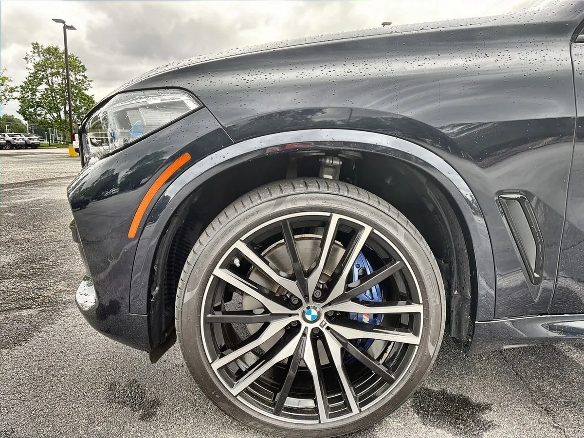 2023 BMW X5 M50i thumbnail 28