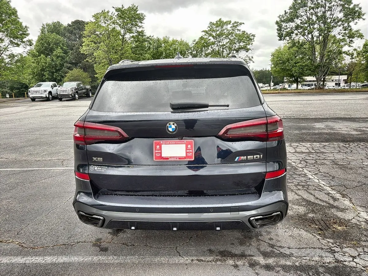 2023 BMW X5 M50i thumbnail 7
