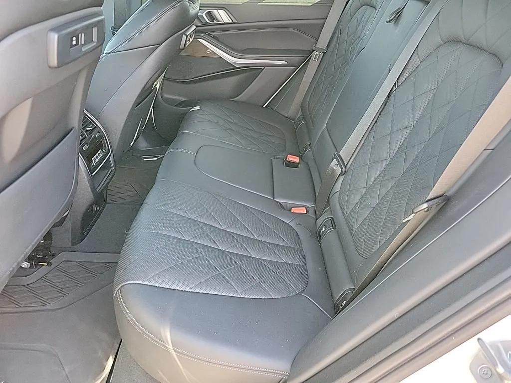 2023 BMW X5 sDrive40i thumbnail 15