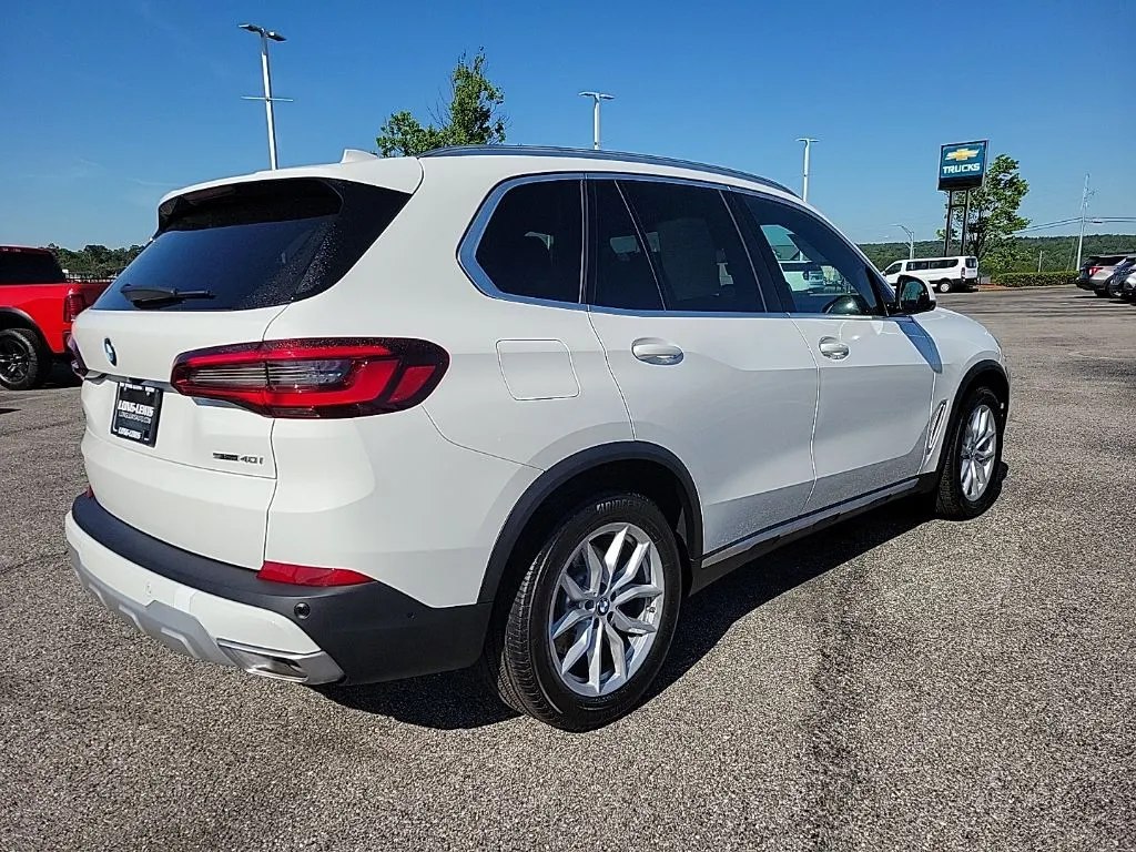 2023 BMW X5 sDrive40i thumbnail 7