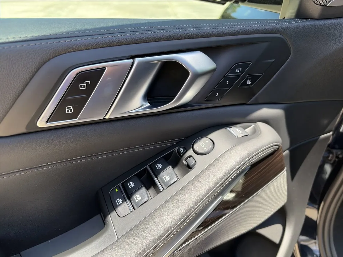 2023 BMW X5 xDrive40i thumbnail 16