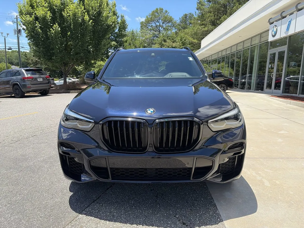 2023 BMW X5 xDrive40i thumbnail 3