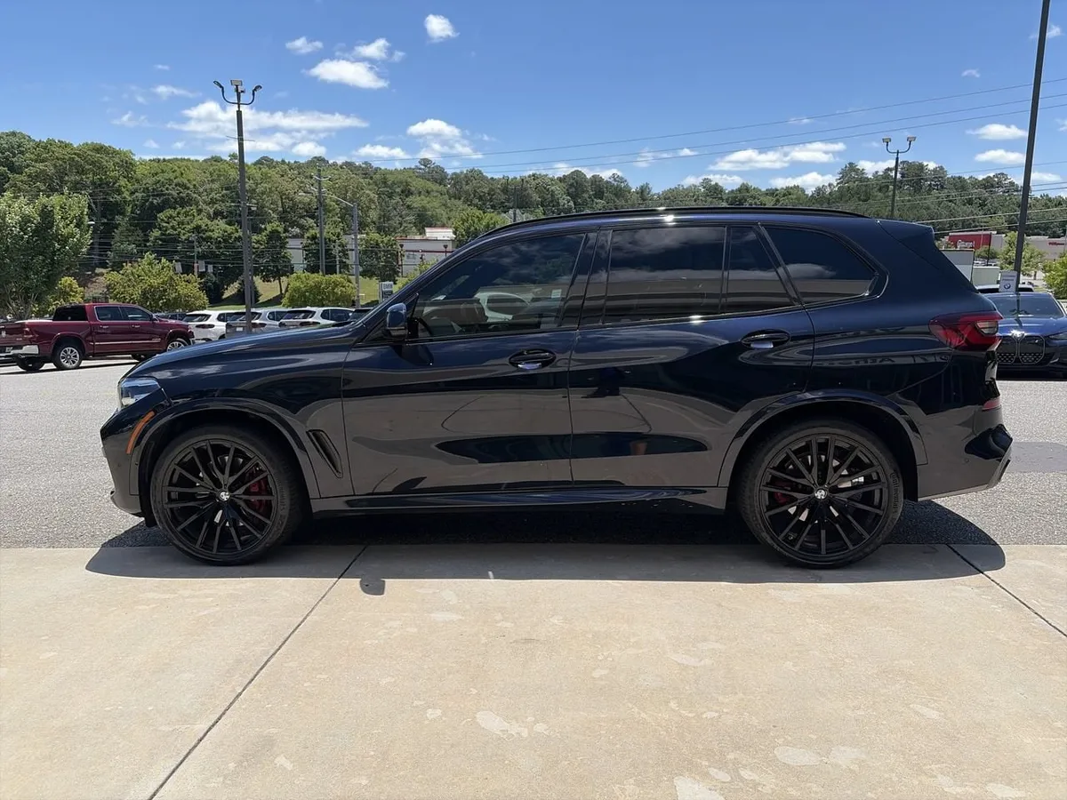 2023 BMW X5 xDrive40i thumbnail 5