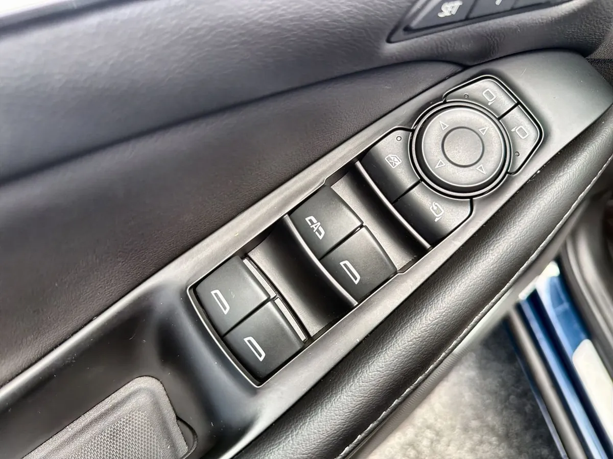 2023 Buick Enclave Avenir thumbnail 19