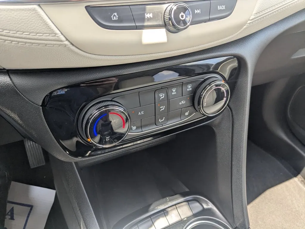 2023 Buick Encore GX Preferred thumbnail 16
