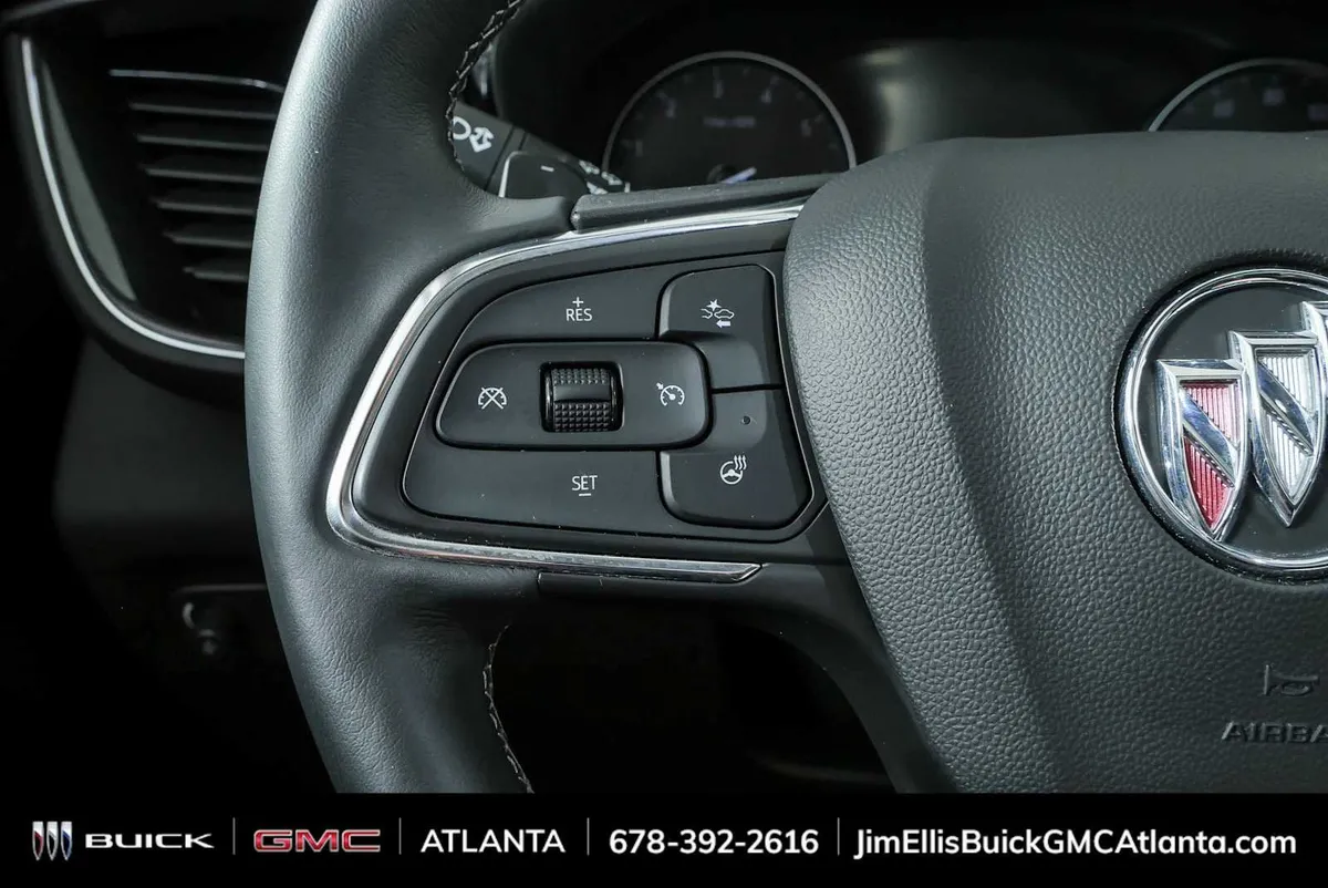 2023 Buick Envision Essence thumbnail 10