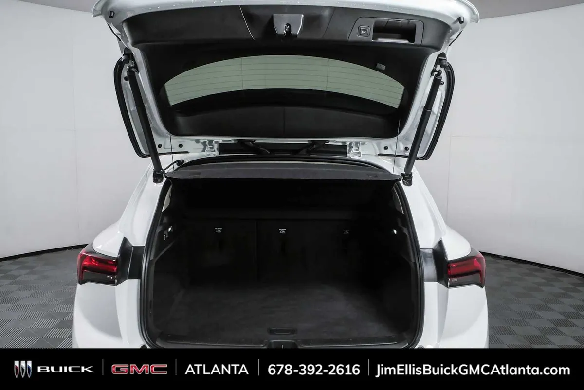 2023 Buick Envision Essence thumbnail 30