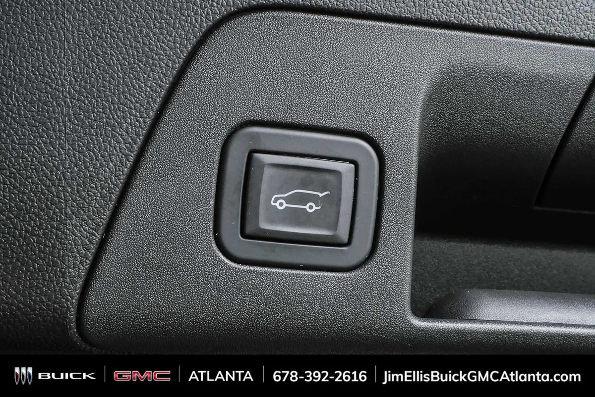 2023 Buick Envision Essence thumbnail 32