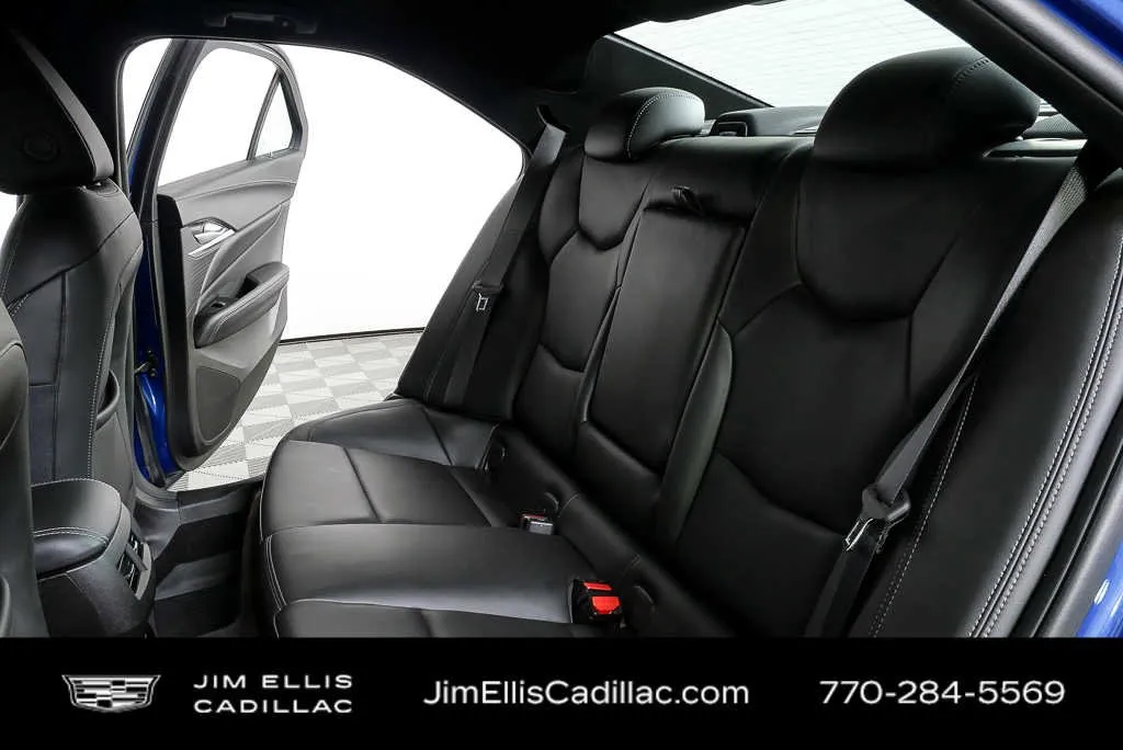 2023 Cadillac CT4 Luxury thumbnail 18