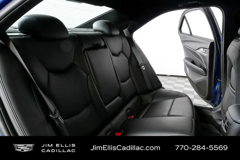 2023 Cadillac CT4 Luxury thumbnail 19