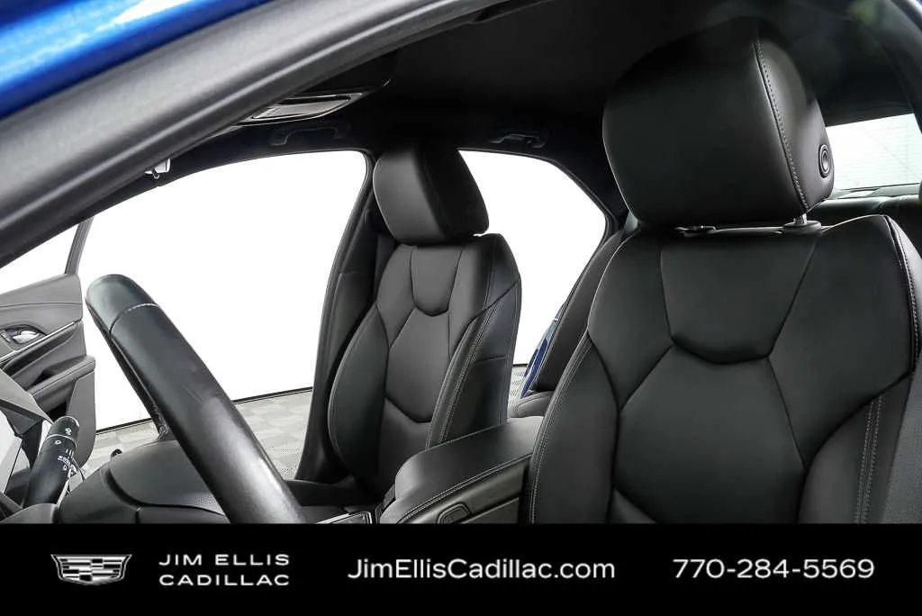 2023 Cadillac CT4 Luxury thumbnail 5