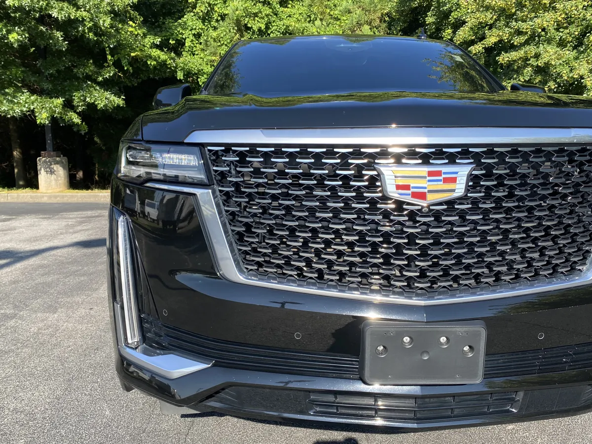 2023 CADILLAC Escalade 4WD Premium Luxury thumbnail 13