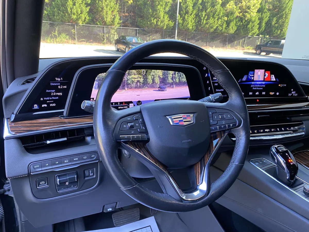 2023 CADILLAC Escalade 4WD Premium Luxury thumbnail 16