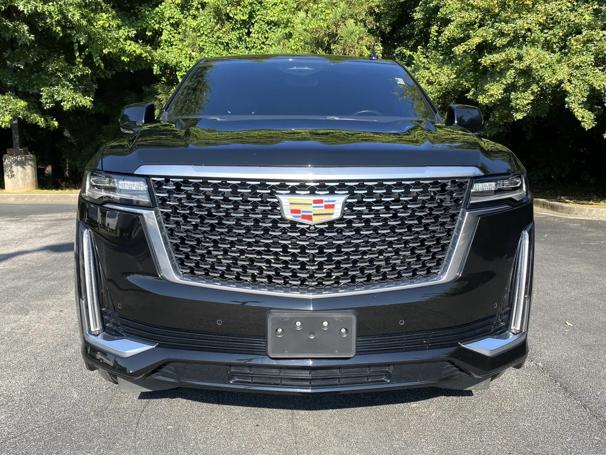 2023 CADILLAC Escalade 4WD Premium Luxury thumbnail 2