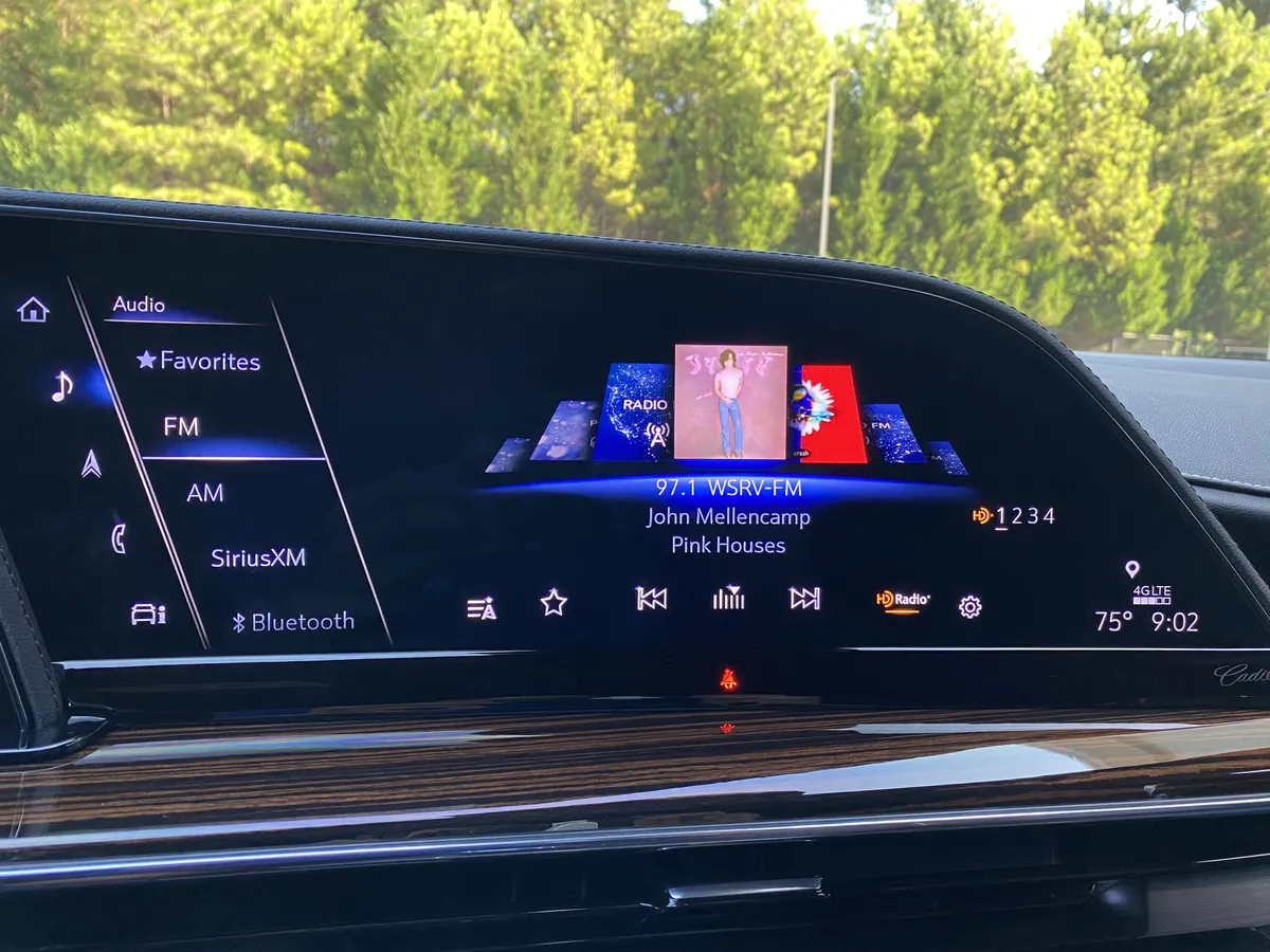 2023 CADILLAC Escalade 4WD Premium Luxury thumbnail 26