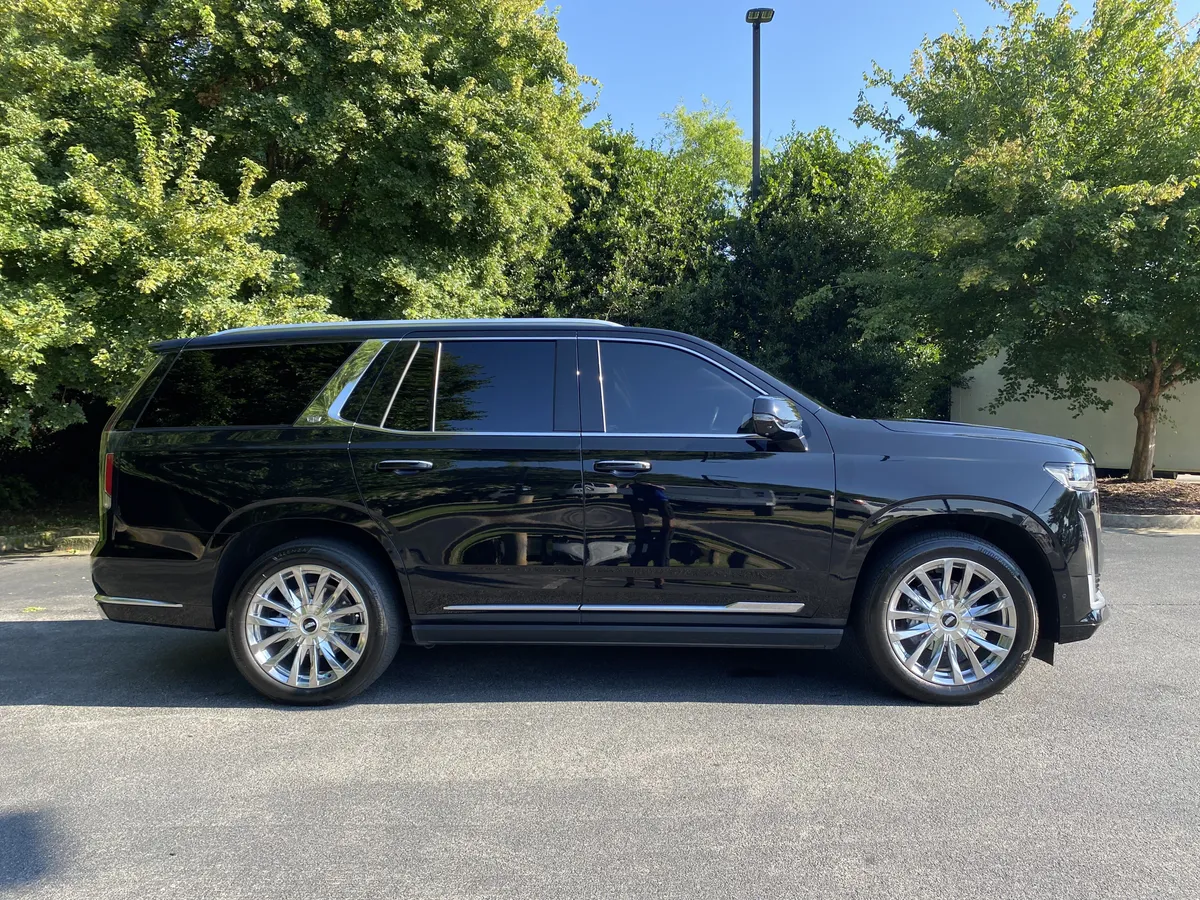 2023 CADILLAC Escalade 4WD Premium Luxury thumbnail 9