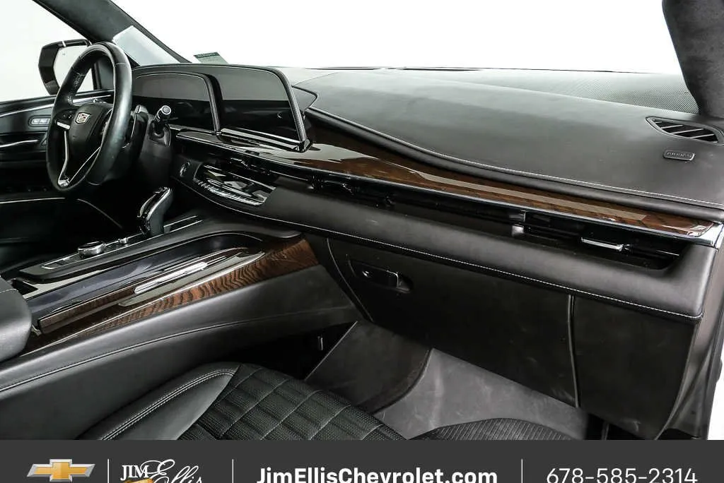 2023 Cadillac Escalade 4WD Sport Platinum thumbnail 26