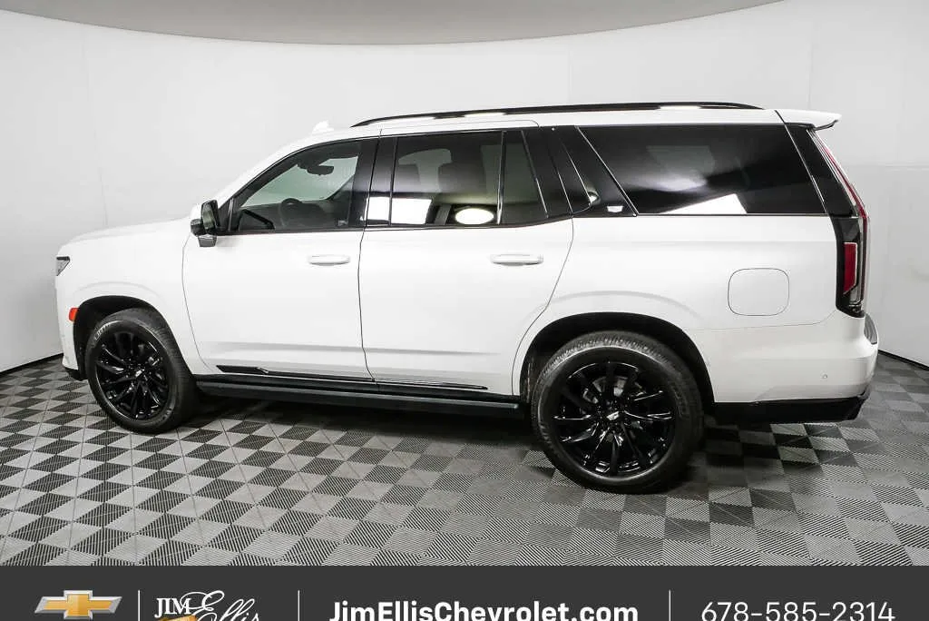 2023 Cadillac Escalade 4WD Sport Platinum thumbnail 32